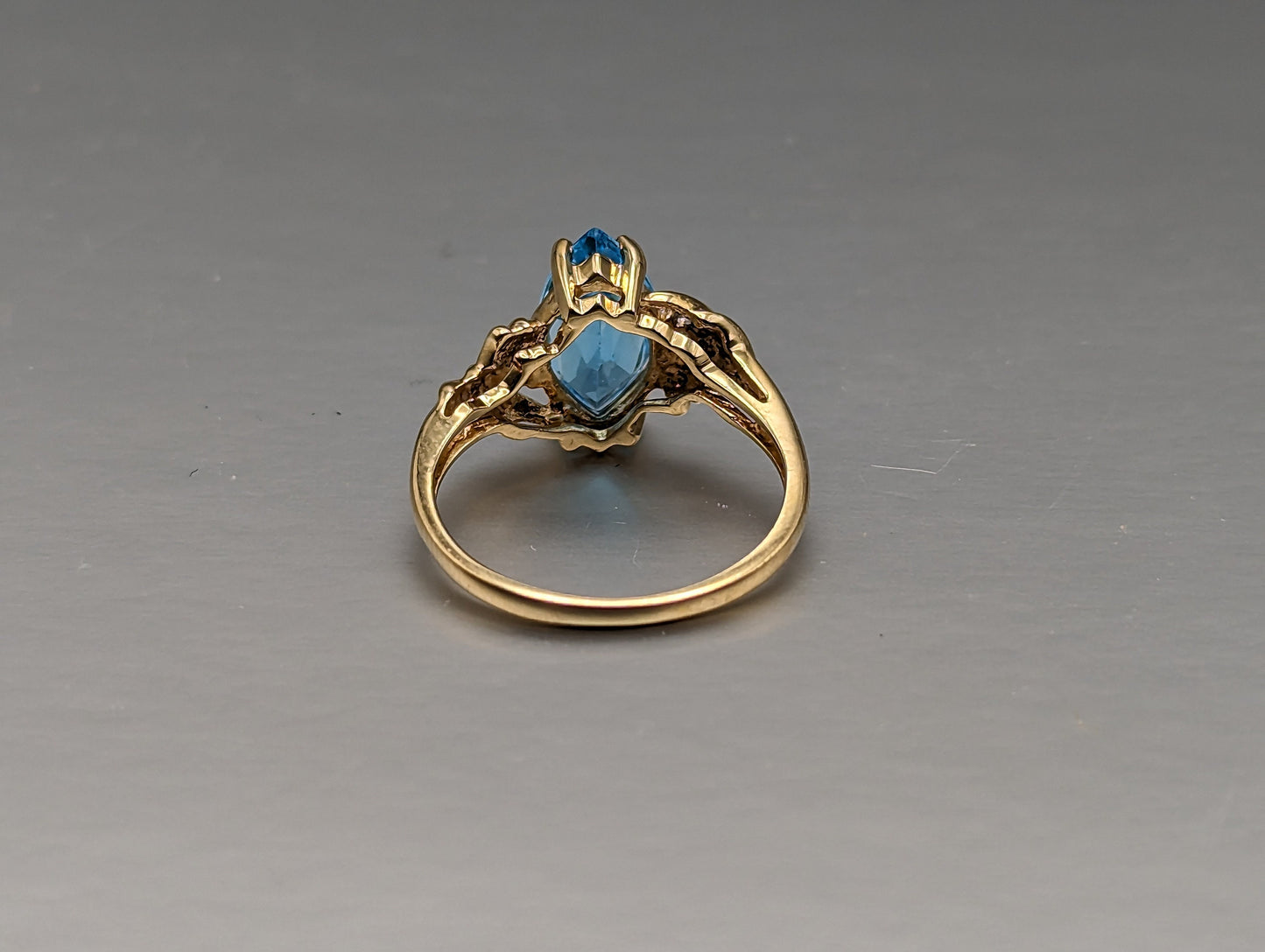 Vintage 14k 1.5ct Swiss Blue Topaz Diamond Ring. 14k Yellow Gold Womens Swiss Blue Topaz Diamond Ring. Swiss Blue Topaz Marquise 14k Band.