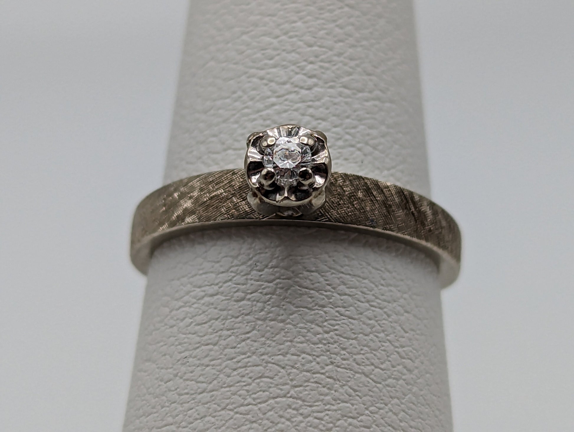 14k White Gold Textured Diamond Solitaire Ring. White Gold Diamond Wedding Band. 14k Brushed Gold Diamond Promise Ring Engagement Ring.