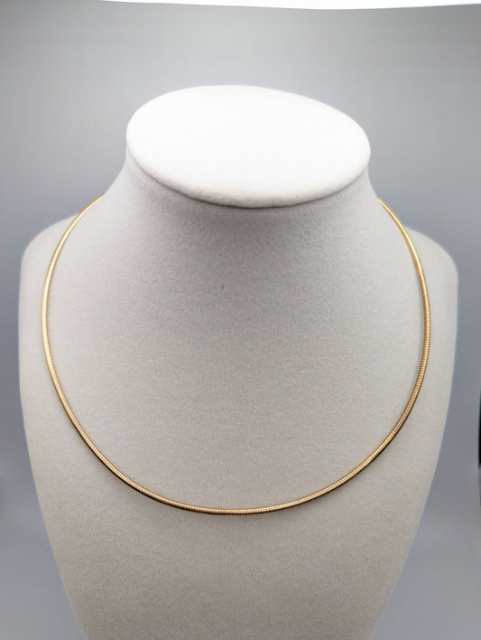 Vintage Michael Anthony Gold Italy Choker. 10k Gold Omega Necklace Chain Snake Chain. Yellow Gold Herringbone Chain.