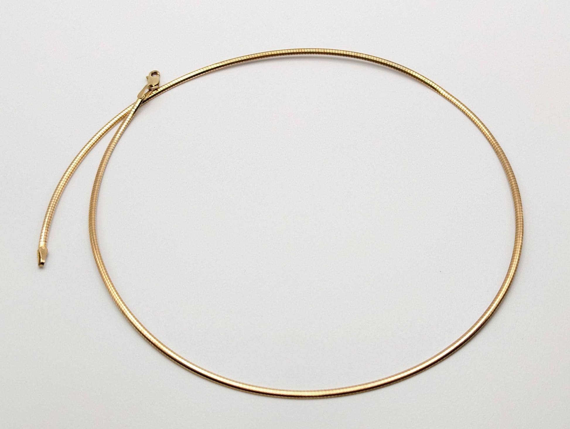 Vintage Michael Anthony Gold Italy Choker. 10k Gold Omega Necklace Chain Snake Chain. Yellow Gold Herringbone Chain.