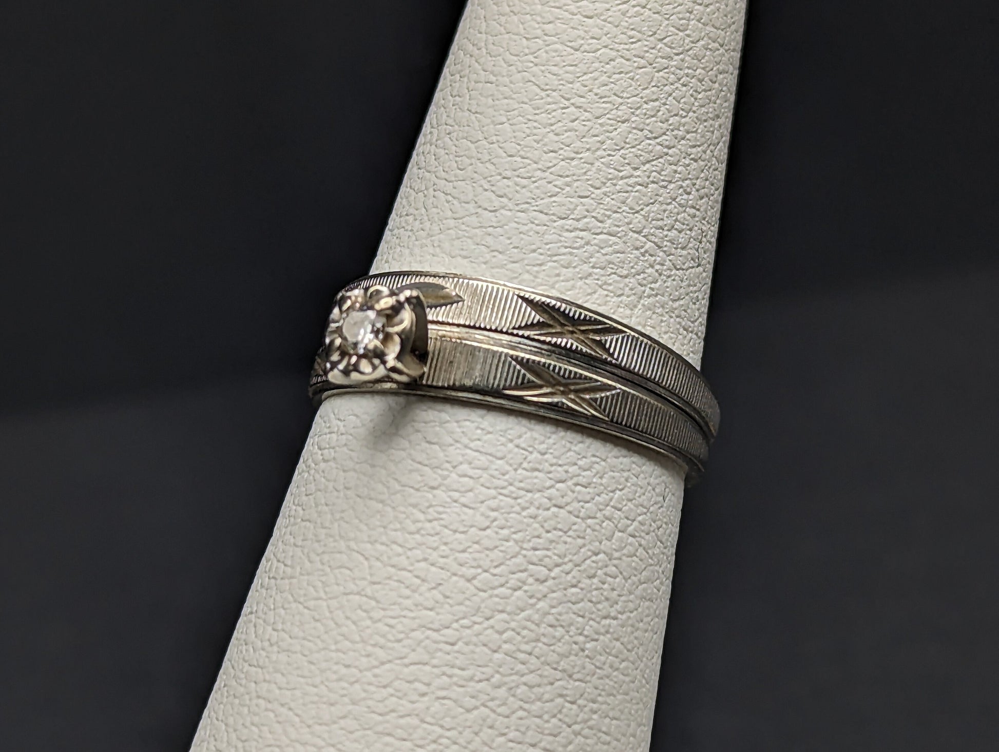 14k White Gold Diamond Wedding Ring Set Band. 14k White Gold Engagement Ring and Wedding Ring. Antique 14k Wedding Kit.