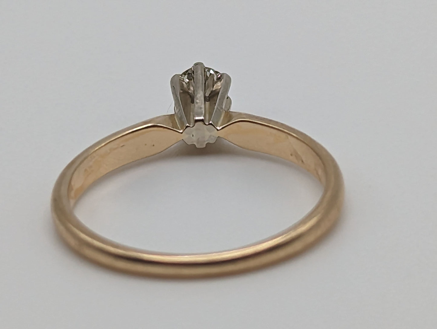 Vintage 14k Claw Setting Diamond Solitaire Ring. 14k Yellow Gold Diamond Engagement Ring. 14k Claw Crest Diamond Ring. Diamond Wedding Ring