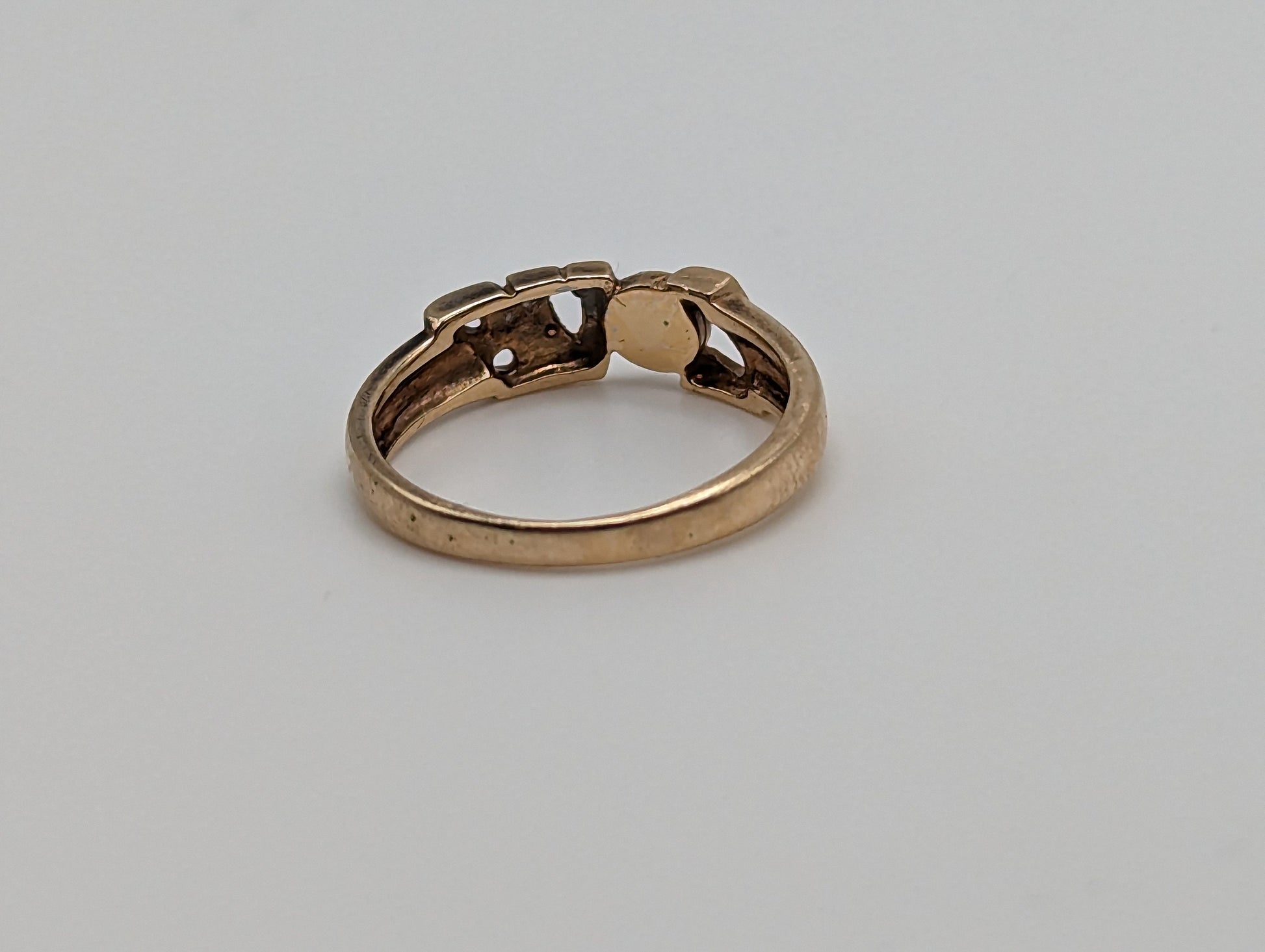 14k Gold Love Ring with Diamond. 14k Dainty Diamond Love Ring. 14k Minimalist Love Ring. 14k Diamond Love Ring.