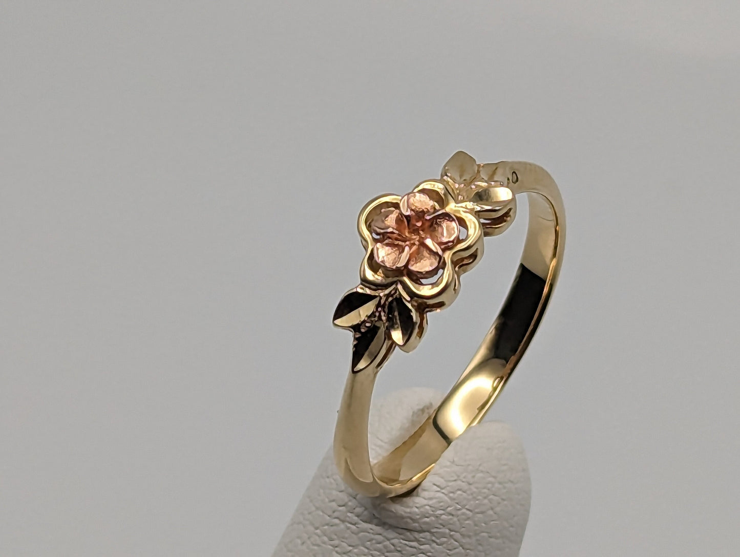 14k Tri Color Beverly Hills Gold Rose Ring. Gold Rose Ring. Flower Ring. 14k Rose Ring.