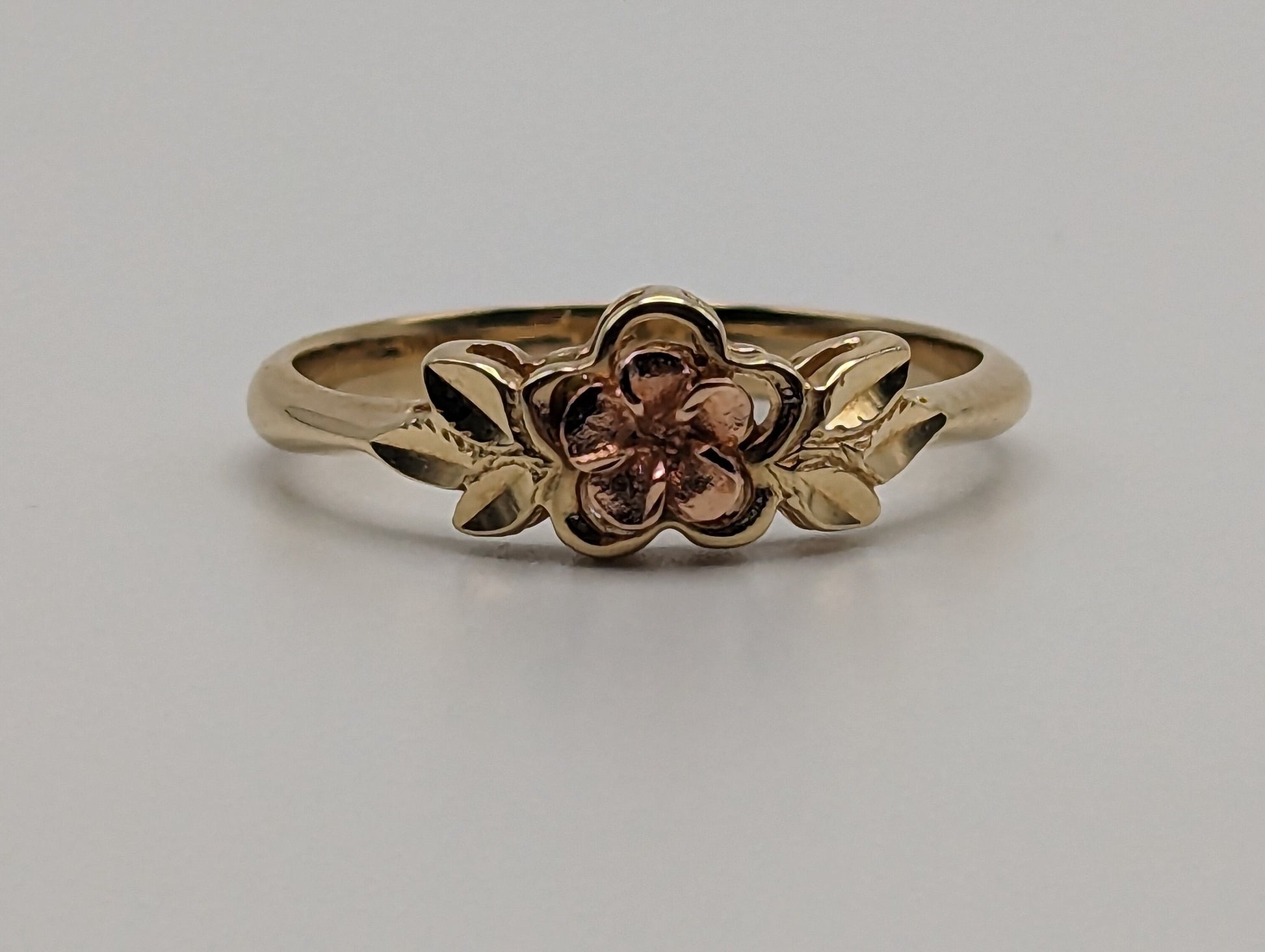 14k Tri Color Beverly Hills Gold Rose Ring. Gold Rose Ring. Flower Ring. 14k Rose Ring.