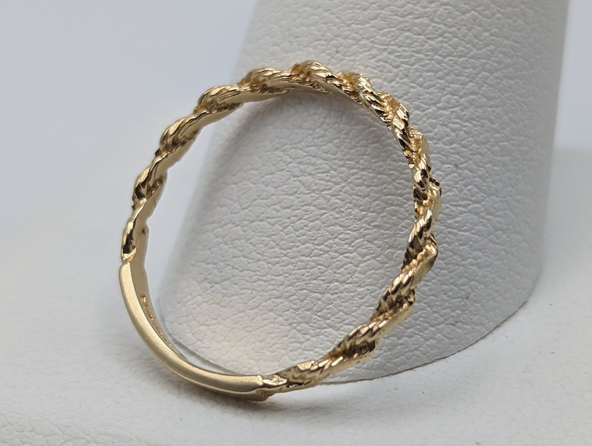 14k Cable Rope Band. 14k Gold Twist Band. 14k Yellow Gold Band. Cable Rope Ring.