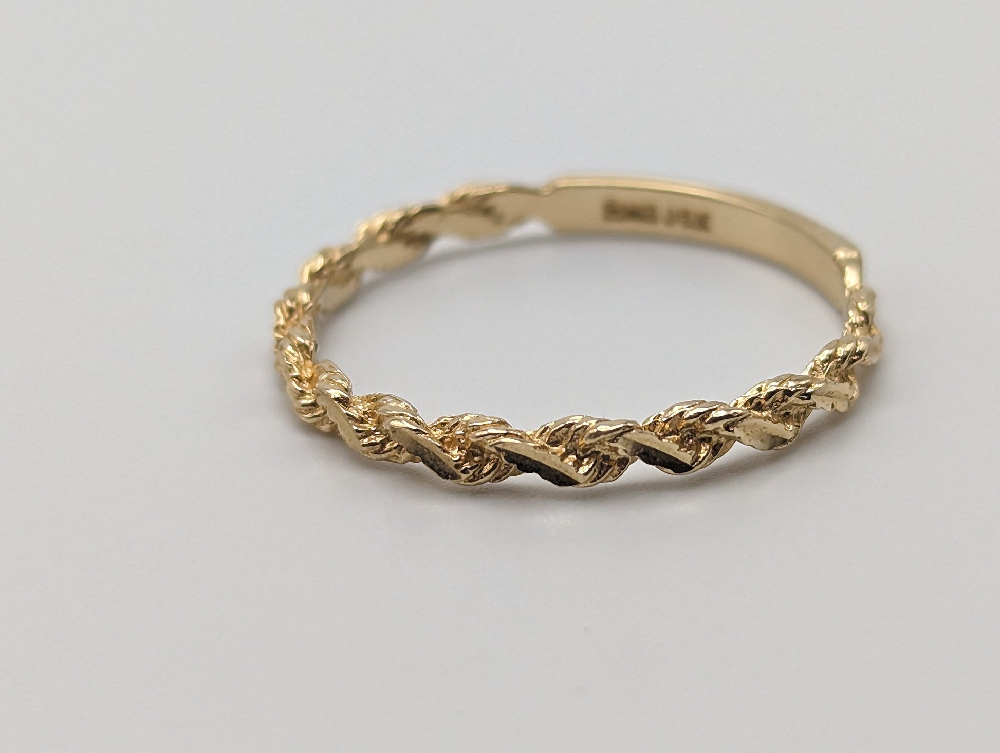 14k Cable Rope Band. 14k Gold Twist Band. 14k Yellow Gold Band. Cable Rope Ring.