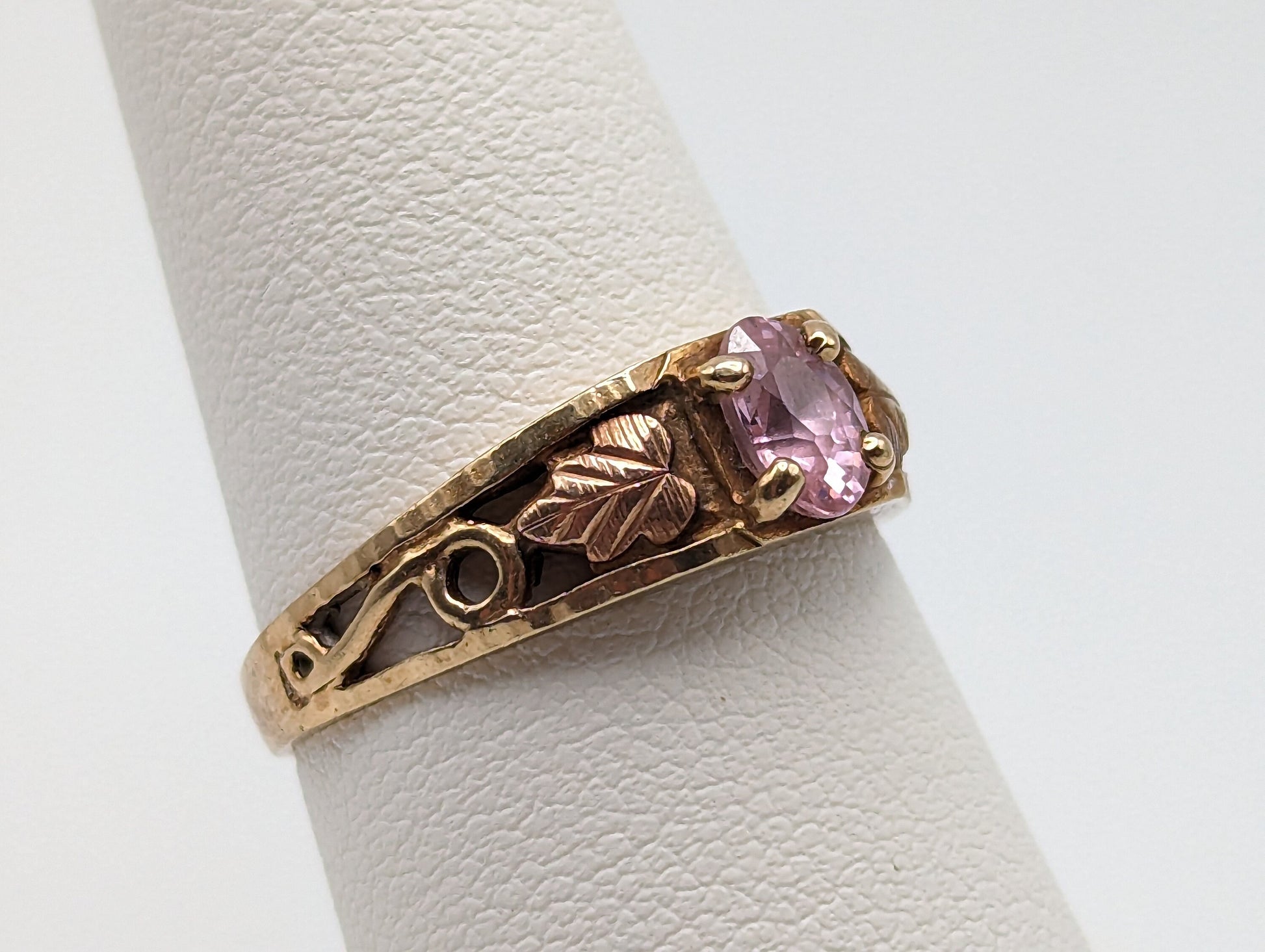 10k Black Hills Gold Pink Stone Ring. 10k Leaf Pink Stone Vine Ring. 10k Womens Black Hills Vine Ring.