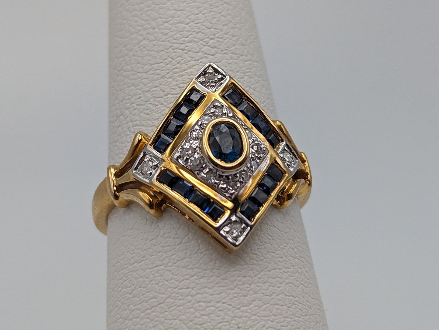 Vintage 14k Yellow Gold Diamond and Blue Sapphire Shield Ring Gold Art Deco Blue Sapphire Ring.