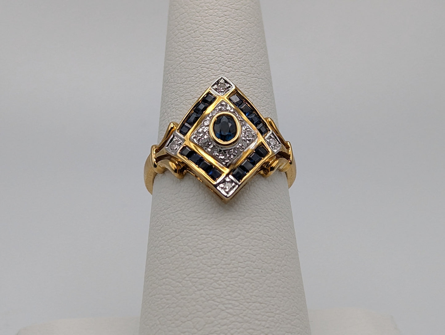 Vintage 14k Yellow Gold Diamond and Blue Sapphire Shield Ring Gold Art Deco Blue Sapphire Ring.