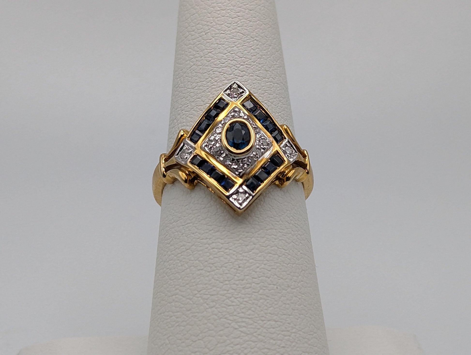 Vintage 14k Yellow Gold Diamond and Blue Sapphire Shield Ring Gold Art Deco Blue Sapphire Ring.