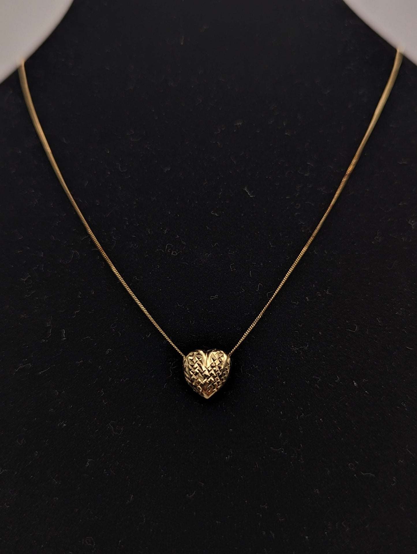 JCM Italy 14k Yellow Gold Box Chain w Heart Pendant Heart Necklace Italian Gold Heart Slide Pendant. Chain