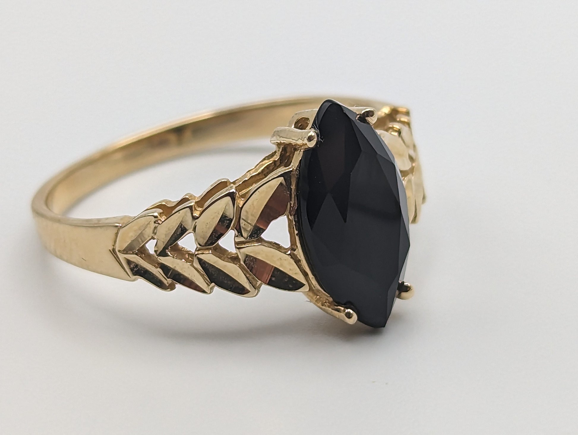 Beverly Hills Gold Black Onyx Ring. Yellow Gold 14k Black Onyx Ring Womens Midnight Black Onyx Ring. 14k Onyx Minimalist Ring.