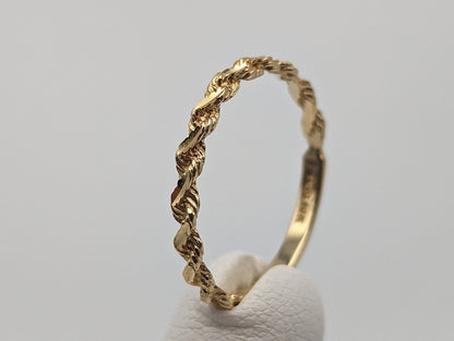 14k Cable Rope Band. 14k Gold Twist Band. 14k Yellow Gold Band. Cable Rope Ring.