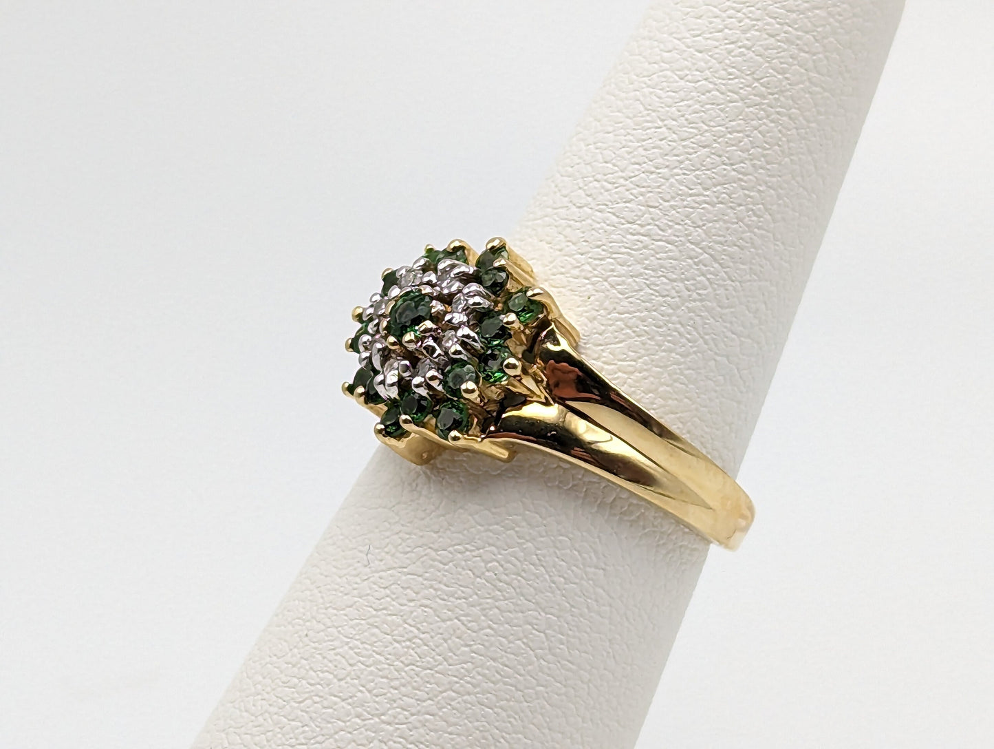 14k Tsavorite Garnet Diamond Halo Cluster Ring. Vintage Tsavorite Garnet Engagment Ring. 14k Gold Green Garnet Bridal Promise Ring.