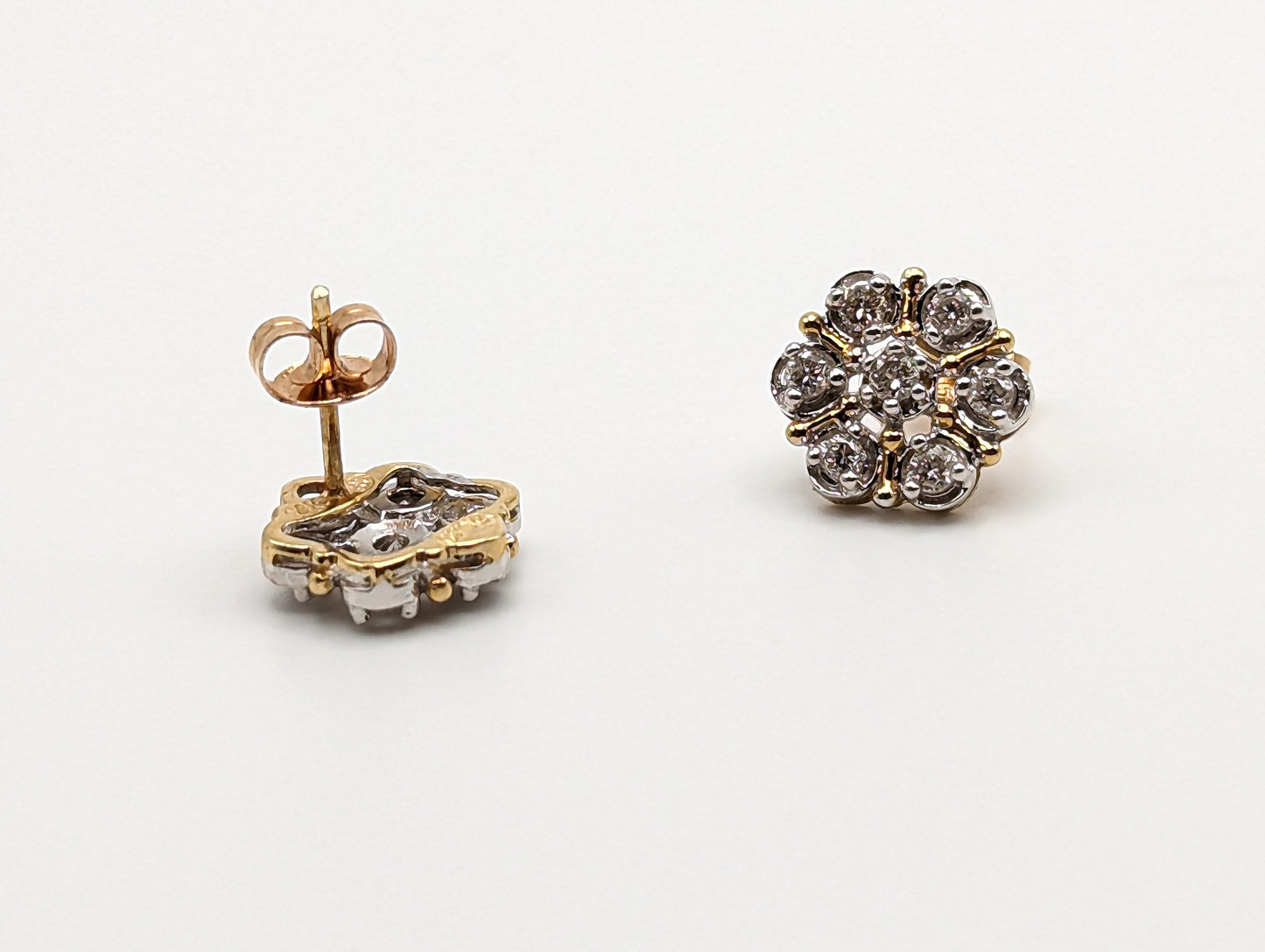 14k .70ctw Yellow Gold Diamond Daisy Earrings. 14k Daisy Studs. 14k Yellow Gold Flower Earrings. 14k Diamond Earrings.