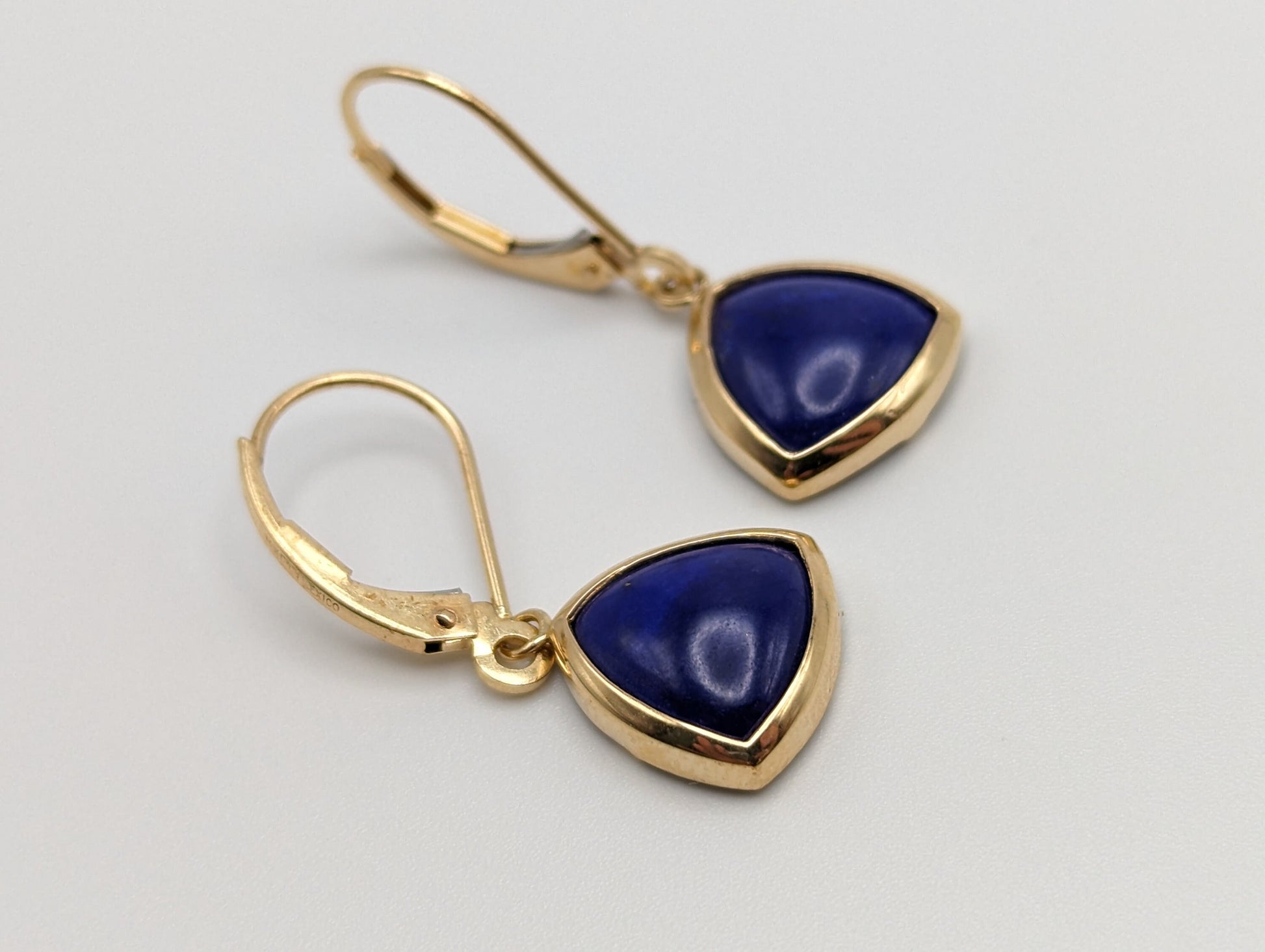 14k Lapis-Lazul Dangle Yellow Gold Earrings. 14k Lapis Dangle Earrings. 14k Yellow Gold Lapis Dangle Earrings.