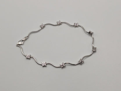 Fine 14K White Gold Wavy Bar Link Cluster Flower Design Clear Stone CZ Bracelet. White Gold Flower Bracelet