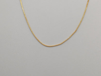 18k Italian MILOR Ladies Box Chain Necklace. 18k Box Chain. 18k Vintage Italian Box Chain.