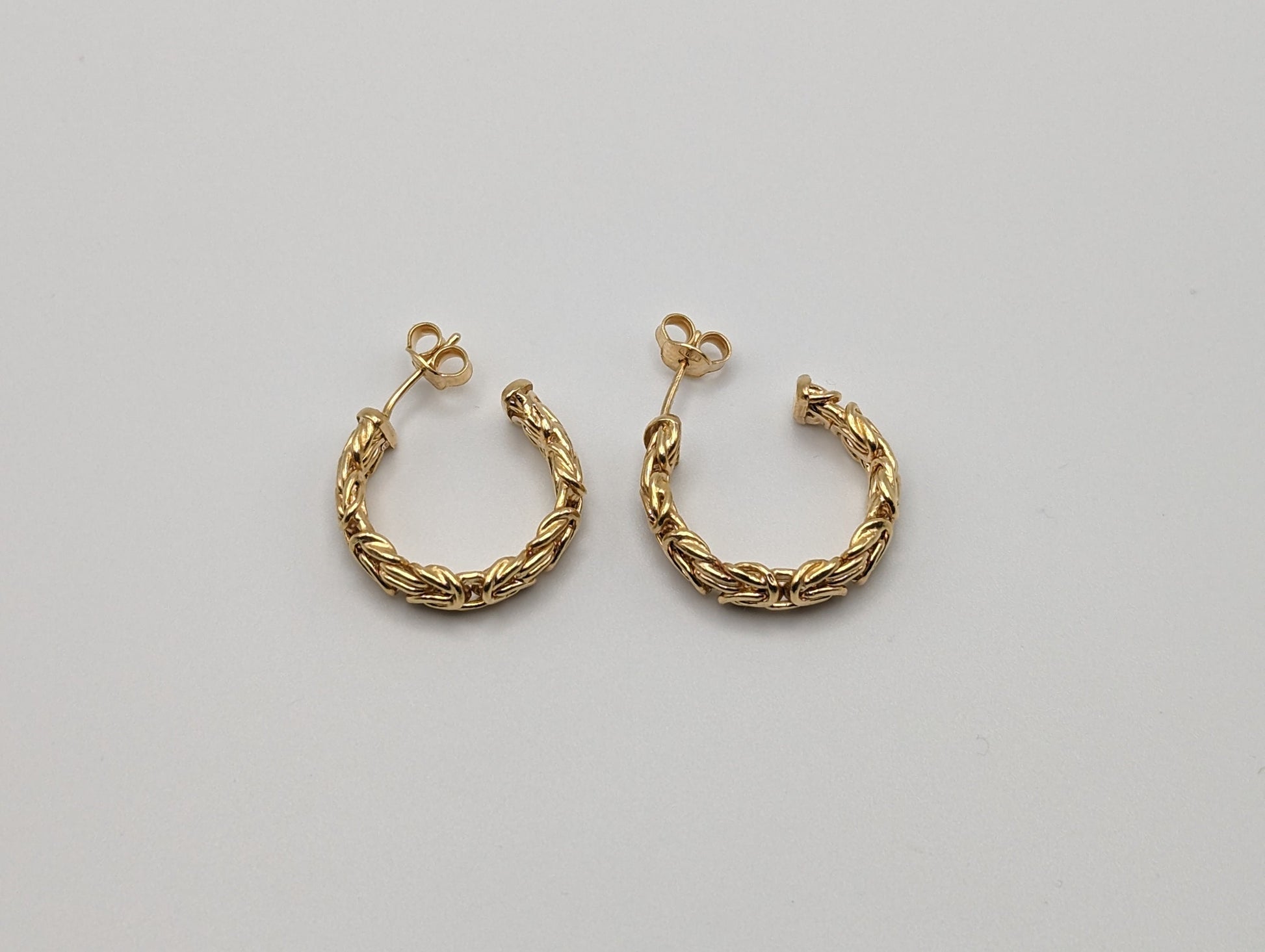 Large & Heavy Italy 14k Yellow Gold Bystin Hoops Rope Twist Hoops. 14k Chain Link Twist Hoops. 14k Yellow Gold Hoops.