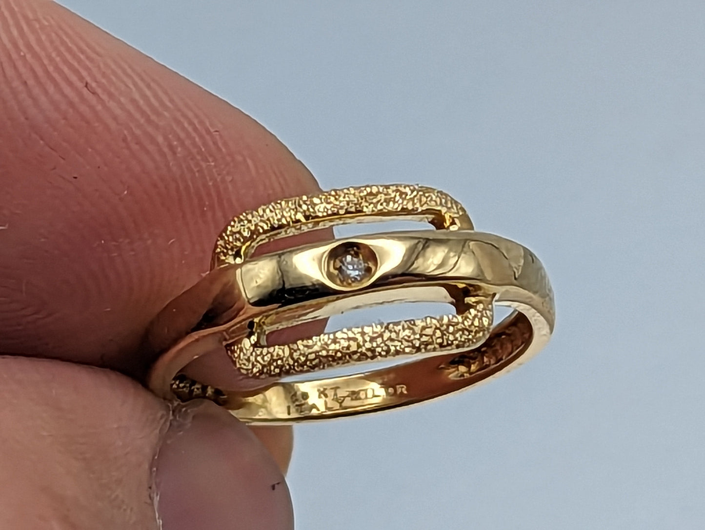 18k Milor Italy Gold Diamond Ring Mid Century Modern Yellow Gold Diamond 18k Italian Gold Diamond Ring.