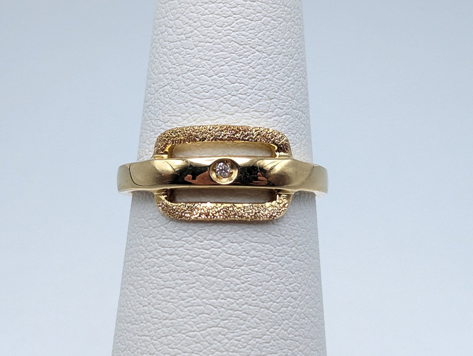 18k Milor Italy Gold Diamond Ring Mid Century Modern Yellow Gold Diamond 18k Italian Gold Diamond Ring.