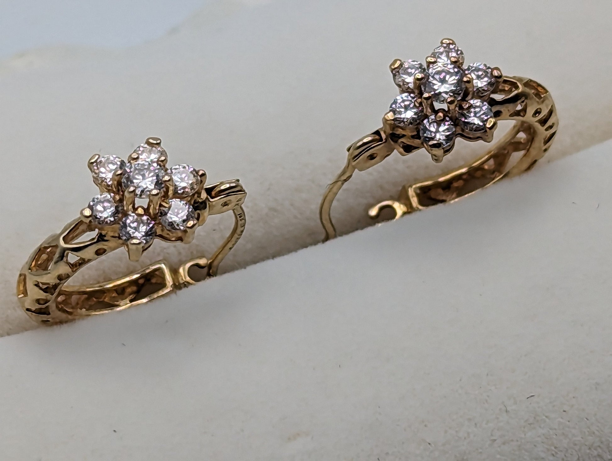 14k Gold Flower Hoop Earrings. Flower Hoop Earrings. Gold Hoops. Dainty Hoops. 14k Flower Hoops. 14k Flower Earrings.