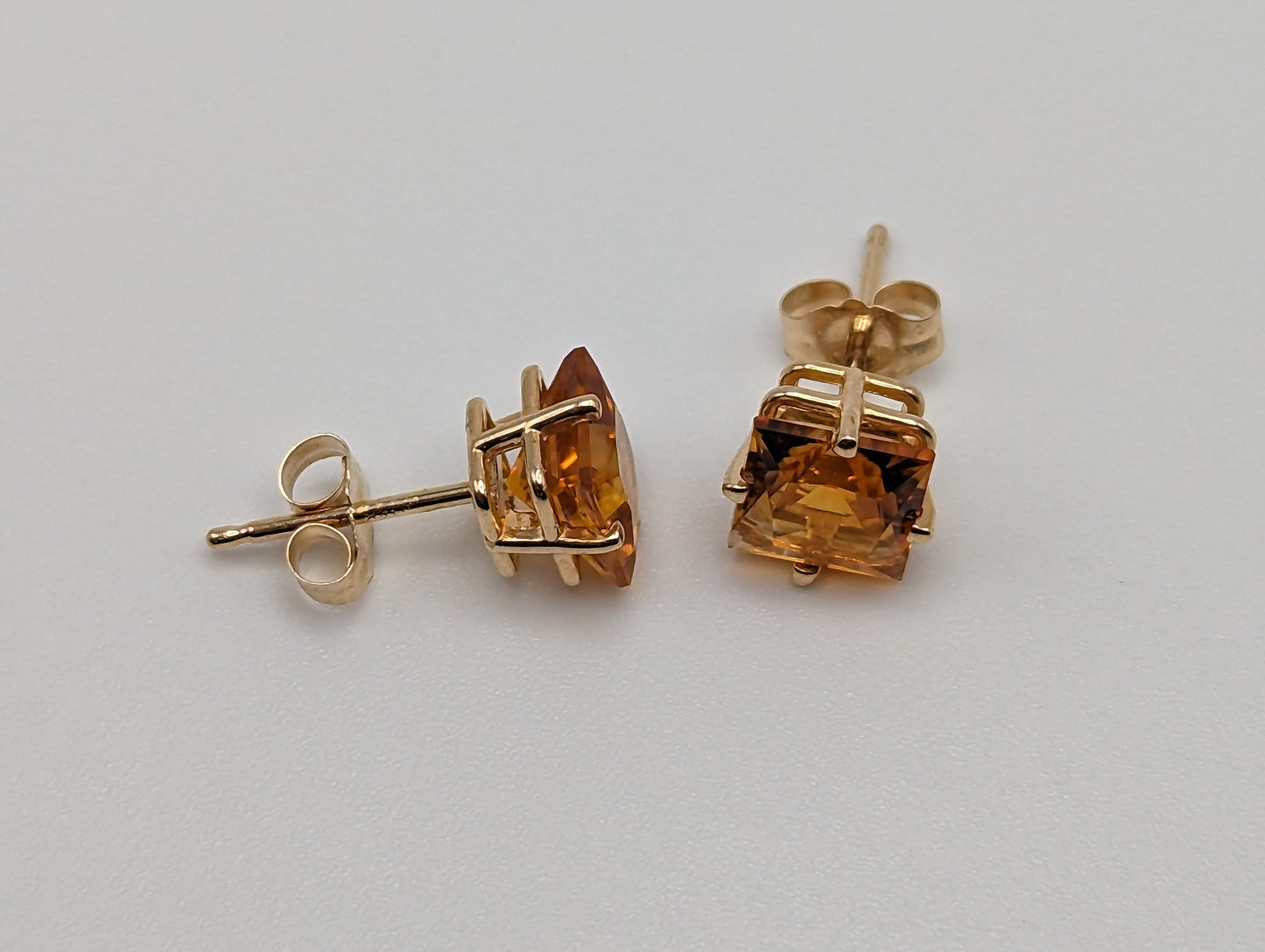 14k Yellow Gold Princess Cut Citrine Studs. 14k Citrine Studs. Dainty Citrine Earrings. 14k Yellow Gold Orange Gemstone Earrings.