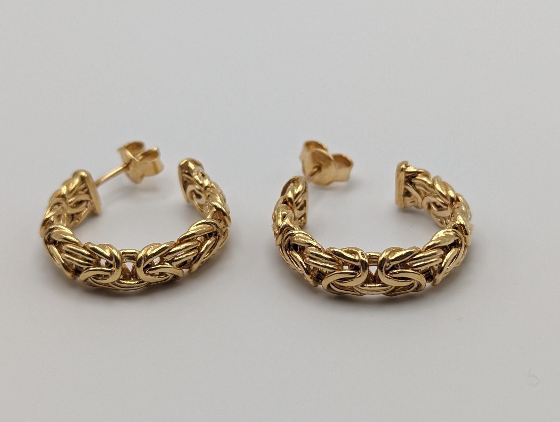 Large & Heavy Italy 14k Yellow Gold Bystin Hoops Rope Twist Hoops. 14k Chain Link Twist Hoops. 14k Yellow Gold Hoops.