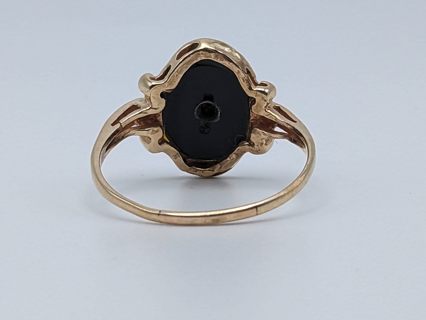 Vintage Yellow Gold 10k Round Black Onyx and Diamond Ring Midnight Black Onyx Diamond Ring. 10k Vintage Diamond Onyx Art Deco Ring