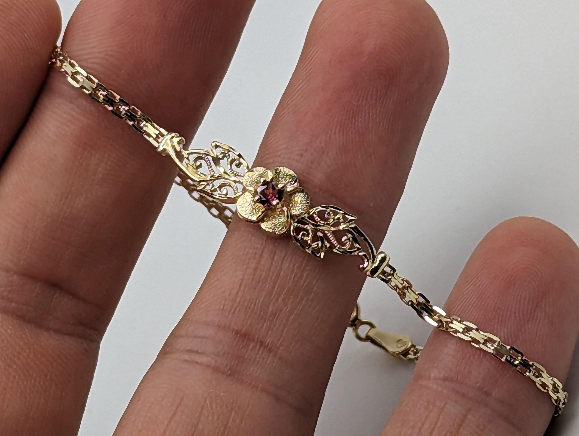 14k OroAmerica Gold Flower Pink Tourmaline Bracelet. 14k Womens Flower Bracelet. Pink Tourmaline Flower Beverly Hills Bracelet.