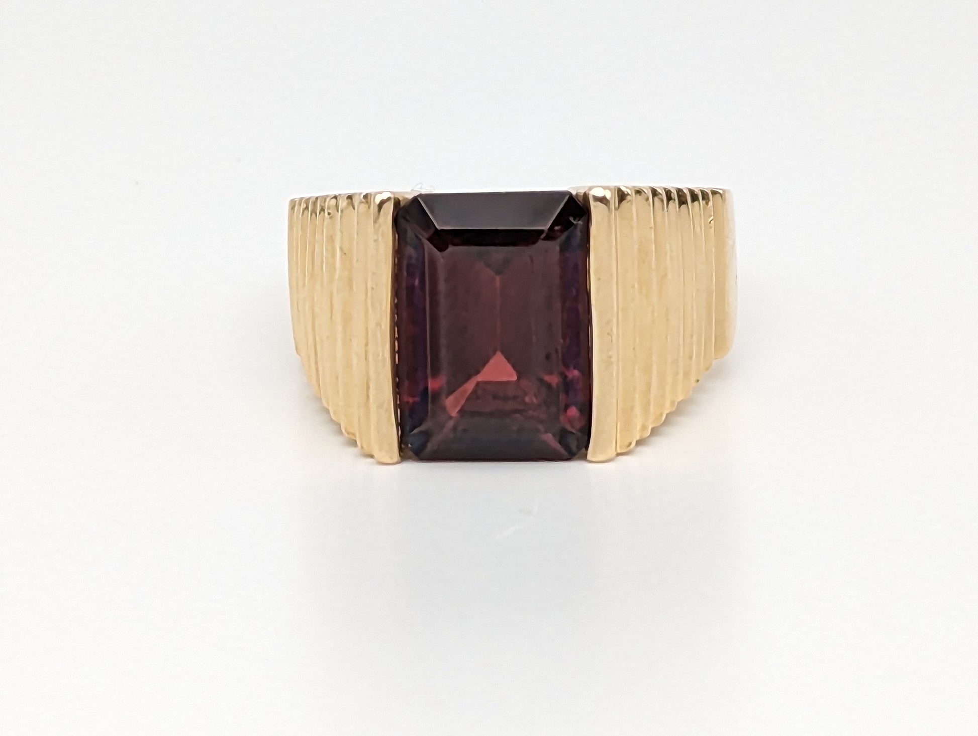 14k Yellow Gold Heavy 13gr Emerald Cut Garnet Chanel Setting Ring. 14k Garnet Mens Signet Ring.