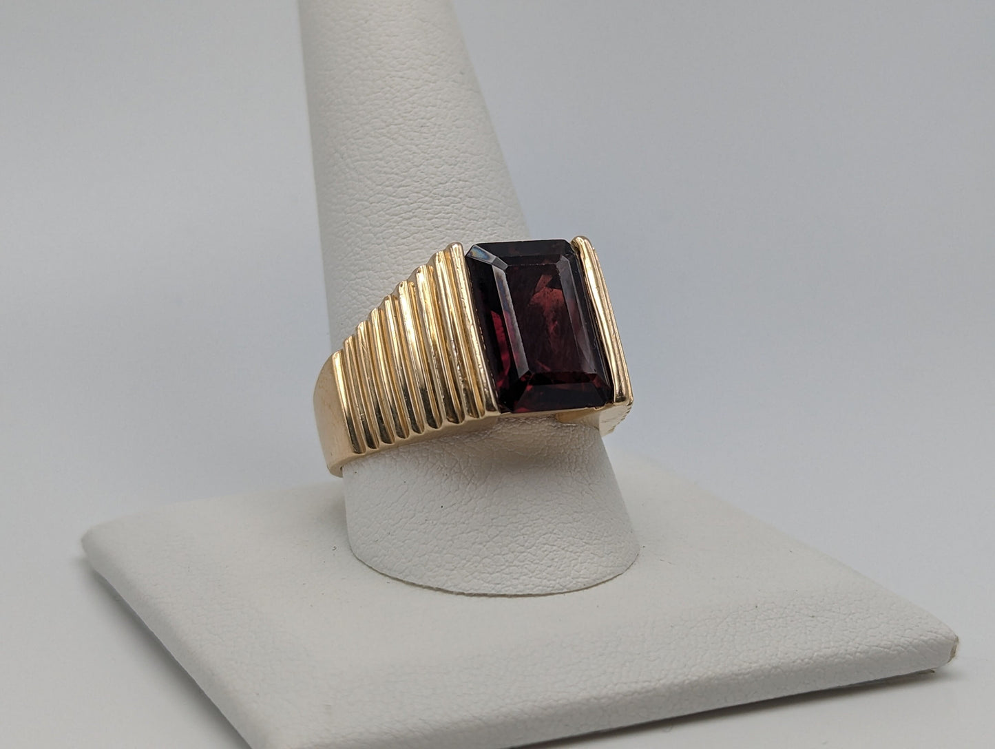 14k Yellow Gold Heavy 13gr Emerald Cut Garnet Chanel Setting Ring. 14k Garnet Mens Signet Ring.