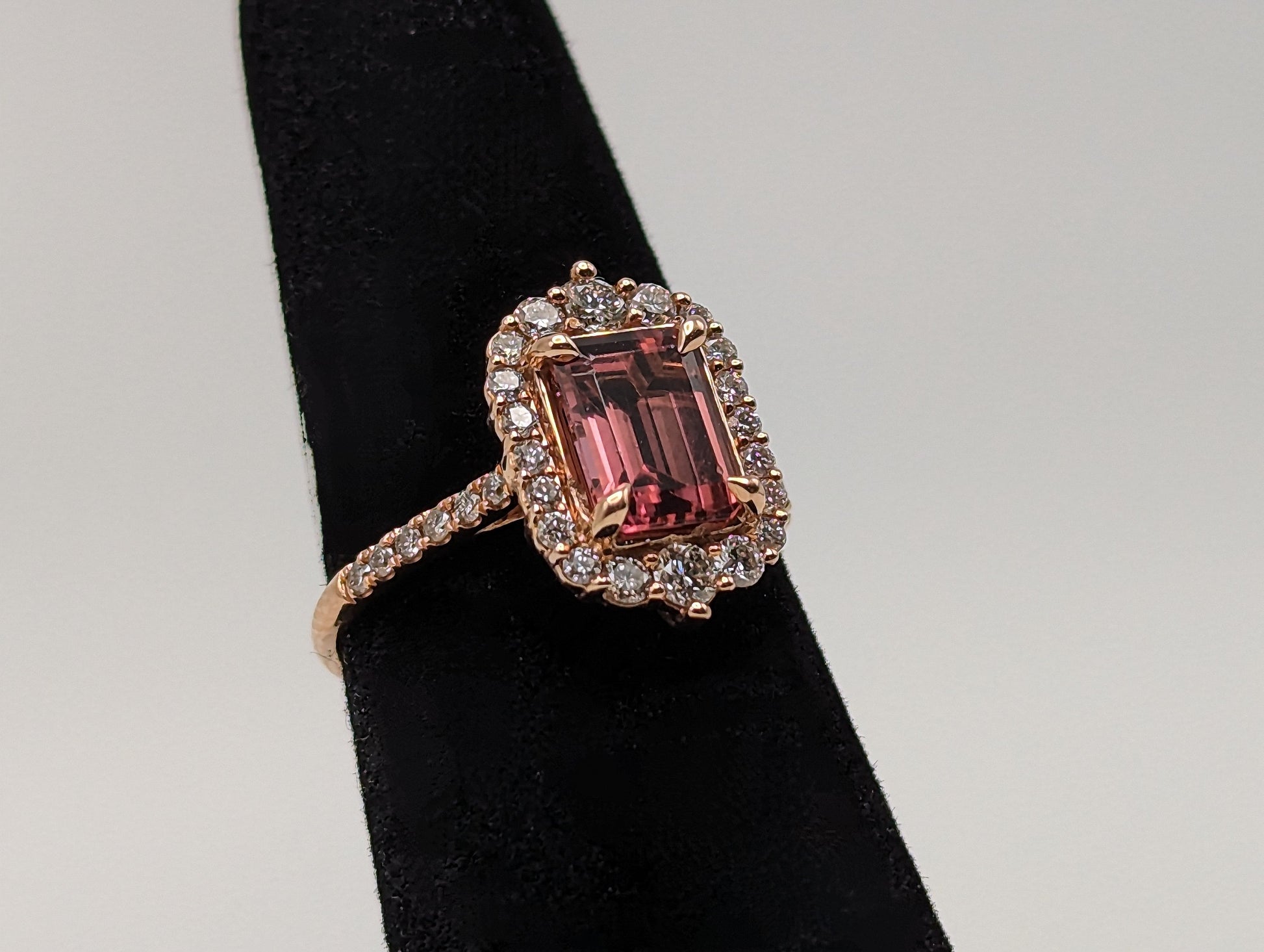 14 K Rose Gold 1.55 Carat Tourmaline & 1/2 Carat Diamond Ring w/ Appraisal 14k Pink Tourmaline Diamond Ring.