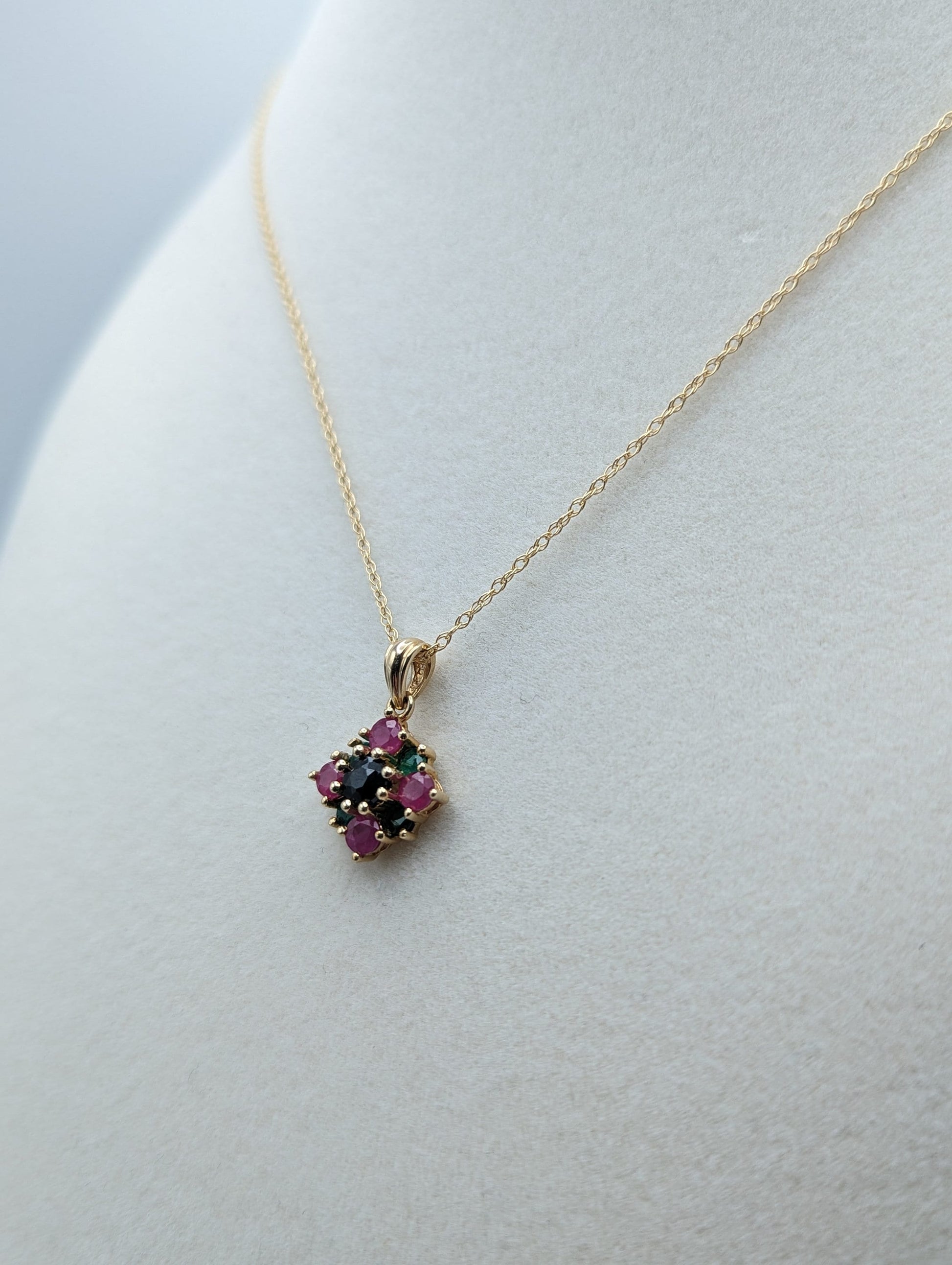 14k Sapphire Emerald Ruby Cluster Necklace. 14k Multi-Gem Cluster Chain. 14k Sapphire Emerald Ruby Flower Necklace.