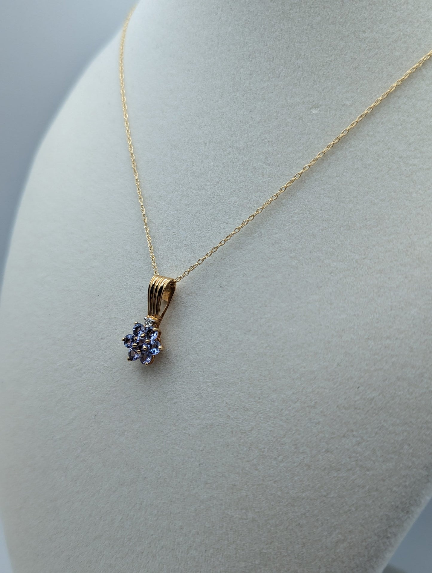 14k Yellow Gold Diamond Tanzanite Daisy Flower Pendant Necklace. 14k Tanzanite Flower Pendant + Chain. 14k Tanzanite Flower Necklace.