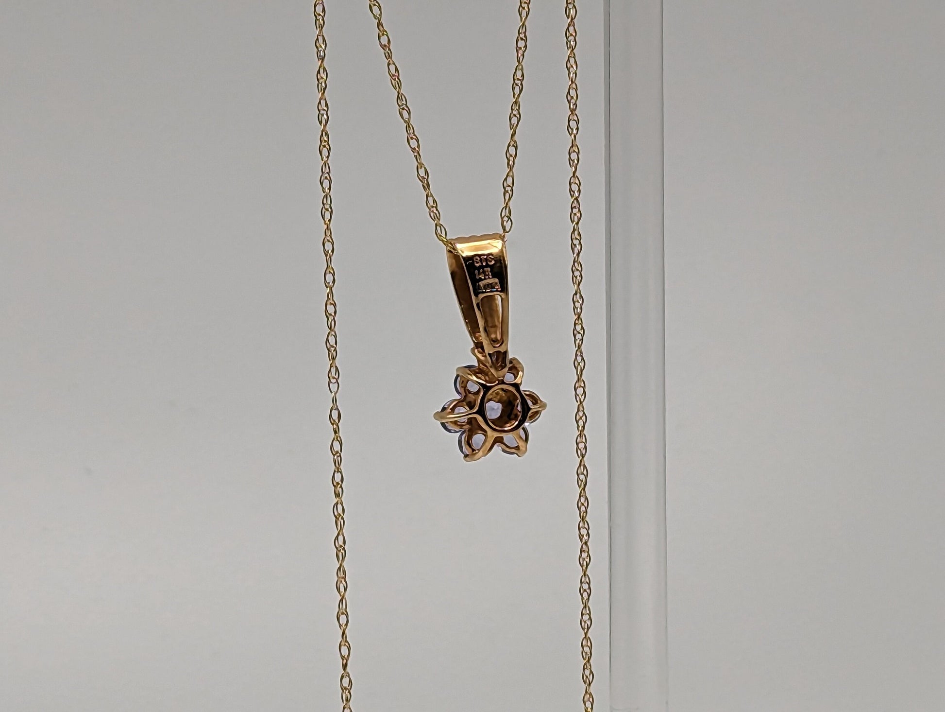 14k Yellow Gold Diamond Tanzanite Daisy Flower Pendant Necklace. 14k Tanzanite Flower Pendant + Chain. 14k Tanzanite Flower Necklace.