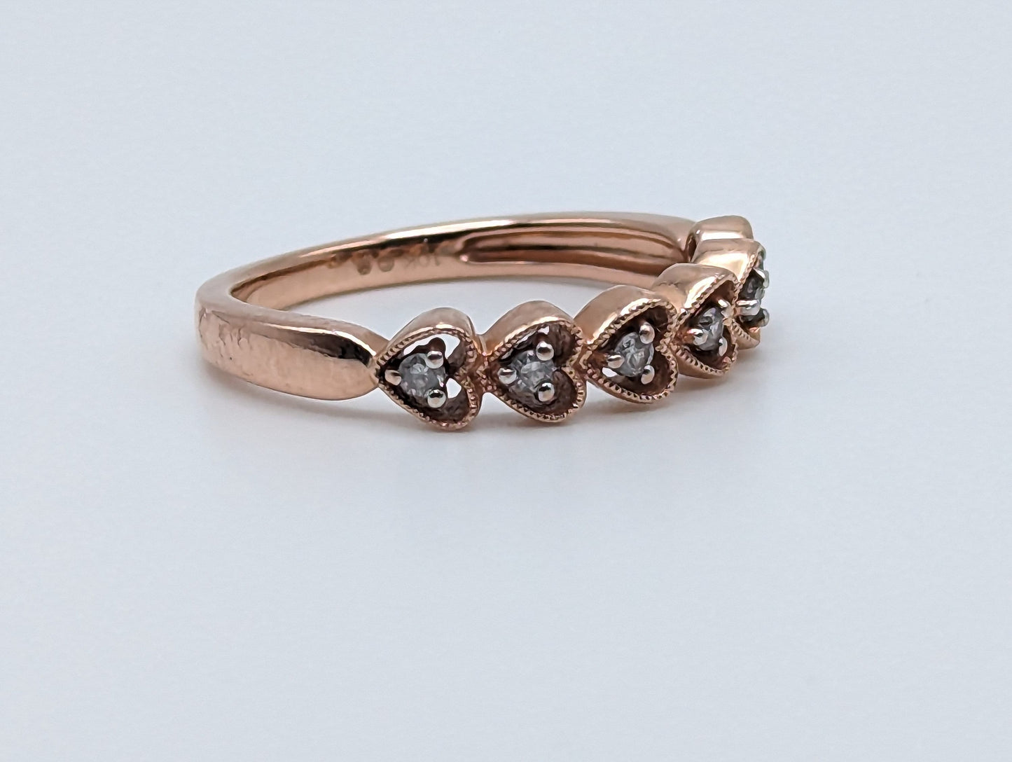 10K Rose Gold Diamond Heart Band Ring 2.5g Sz 6 3/4 Rose Gold Diamond Heart Band. Sweetheart Ring.