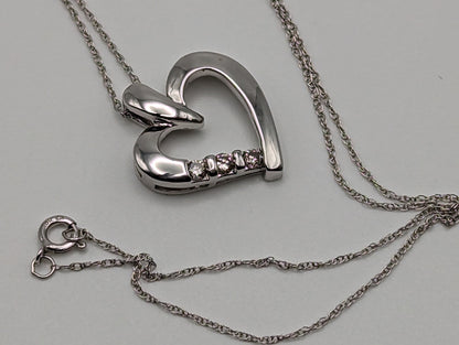 10K White Gold Diamond Heart Pendant w/Gold Chain. 10k Diamond Heart Pendant. 10k Heart Pendant. 10k Womens White Gold Heart Pendant.