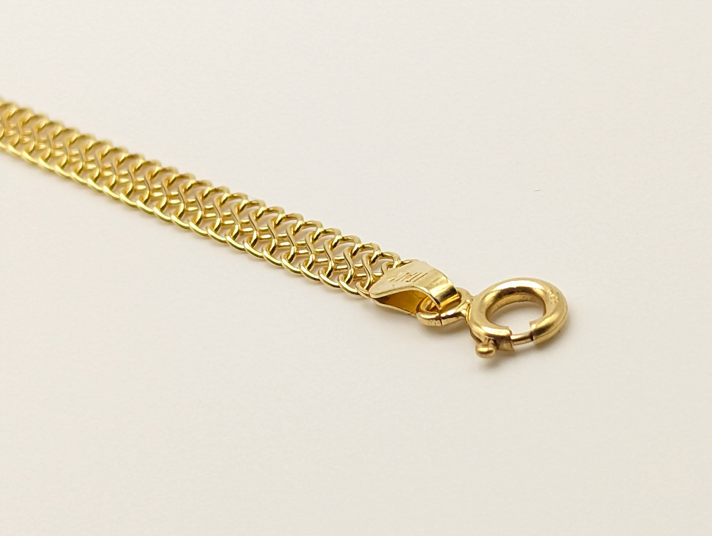 14k Yellow Gold Bismark Infinity Link Italian Bracelet. 14k Italian Infinity Bracelet 8 "