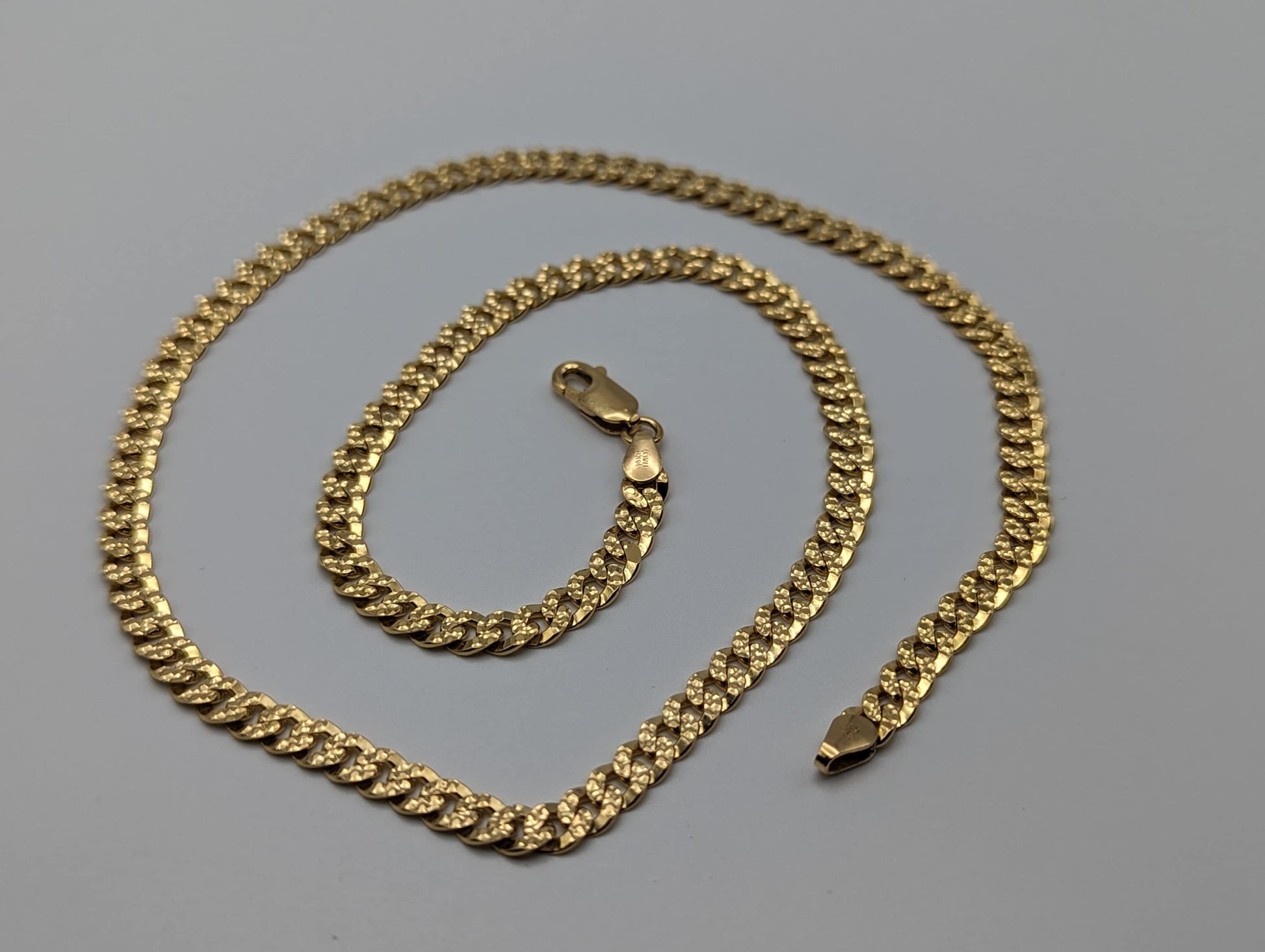 Italy 14k Gold Cuban Chain 17gr Necklace 18" Yellow 14k Yellow Gold Mens Miami Cuban Curb Link 18" 4.6mm Chain. Italian Gold Cuban