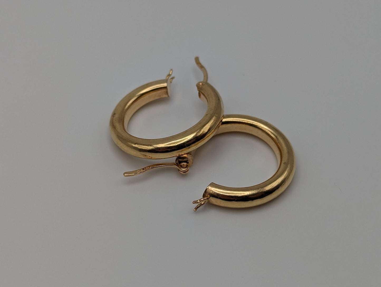 Large 14k Solid Gold Hoop Earrings. Puff Hoop Earrings.14k Gold Hoop Earrings. 14k Hoop Earrings.