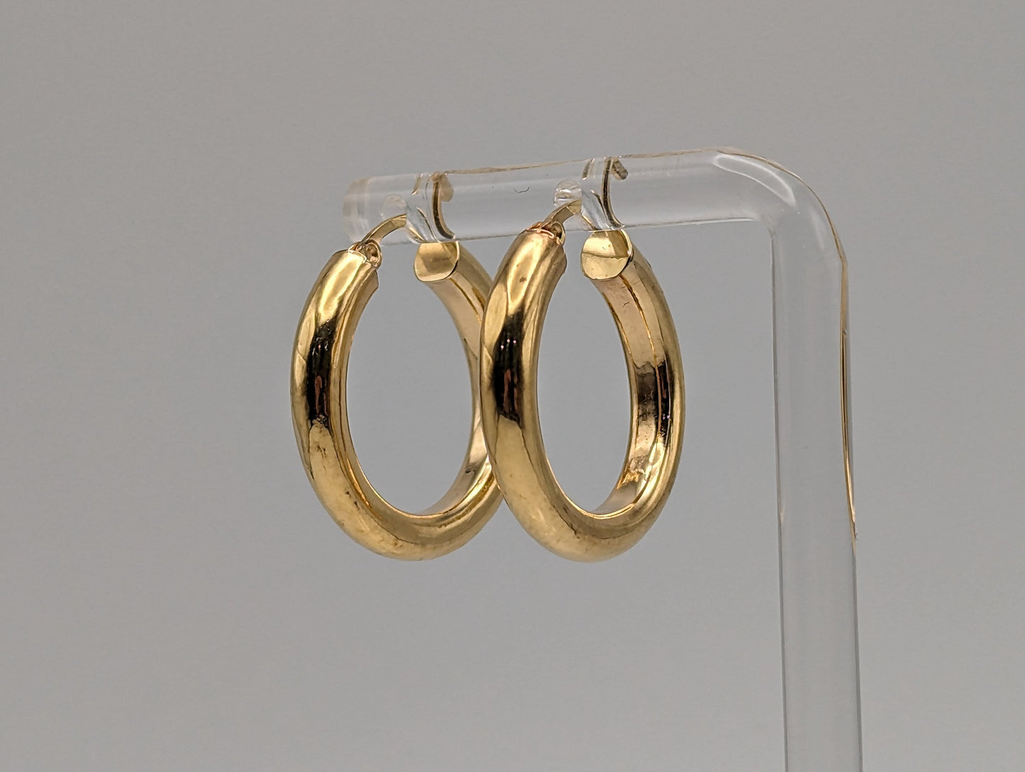 Large 14k Solid Gold Hoop Earrings. Puff Hoop Earrings.14k Gold Hoop Earrings. 14k Hoop Earrings.