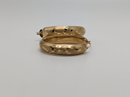 Large 14k Gold Etched Floral Design Hoop Earrings 14k Solid Yellow Gold Classic Hoops.