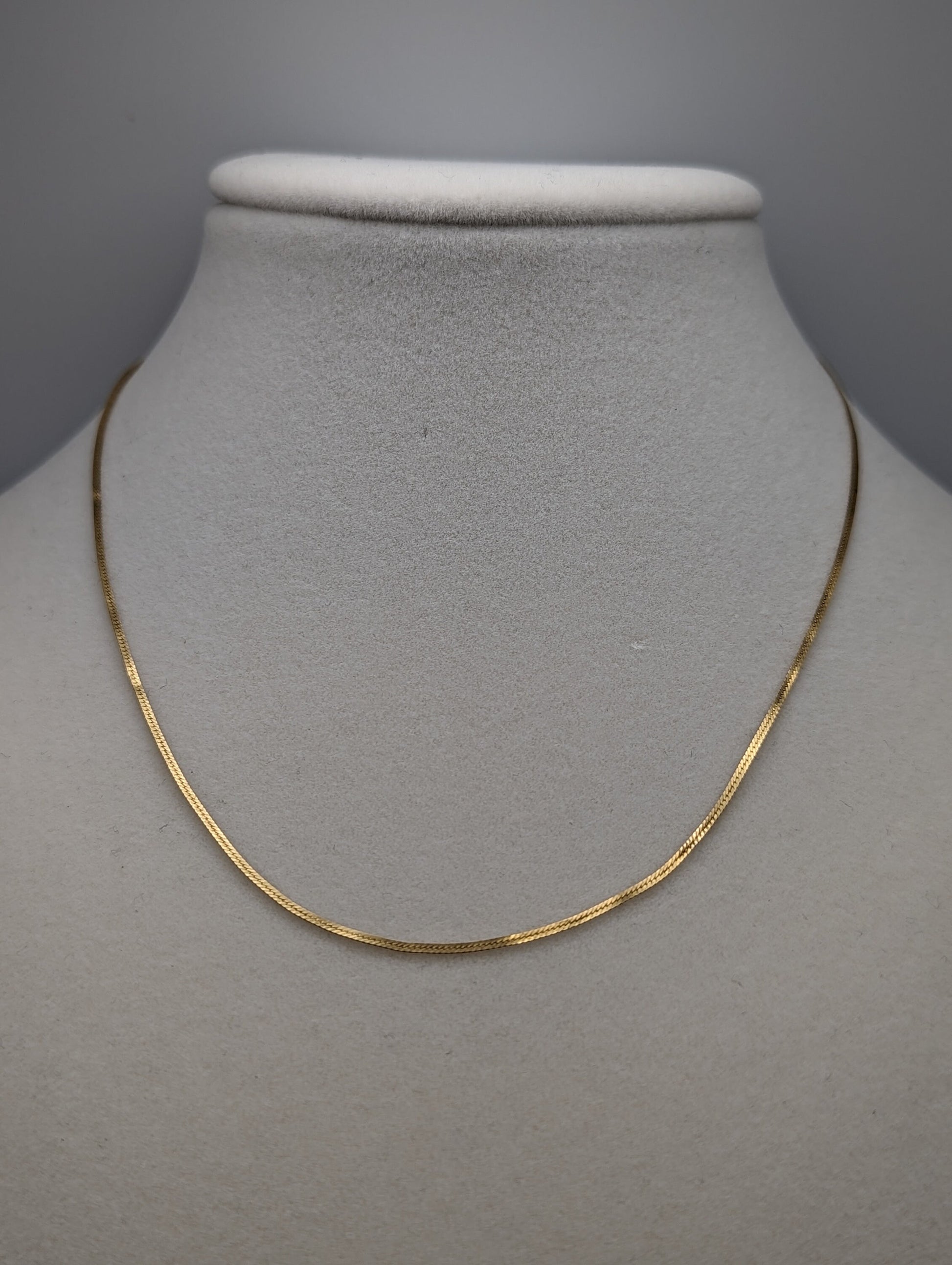 14k Yellow Gold Italy Snake Chain Neclace 15" 14k Omega Chain. 14k Box Chain. 14k Yellow Gold Chain.