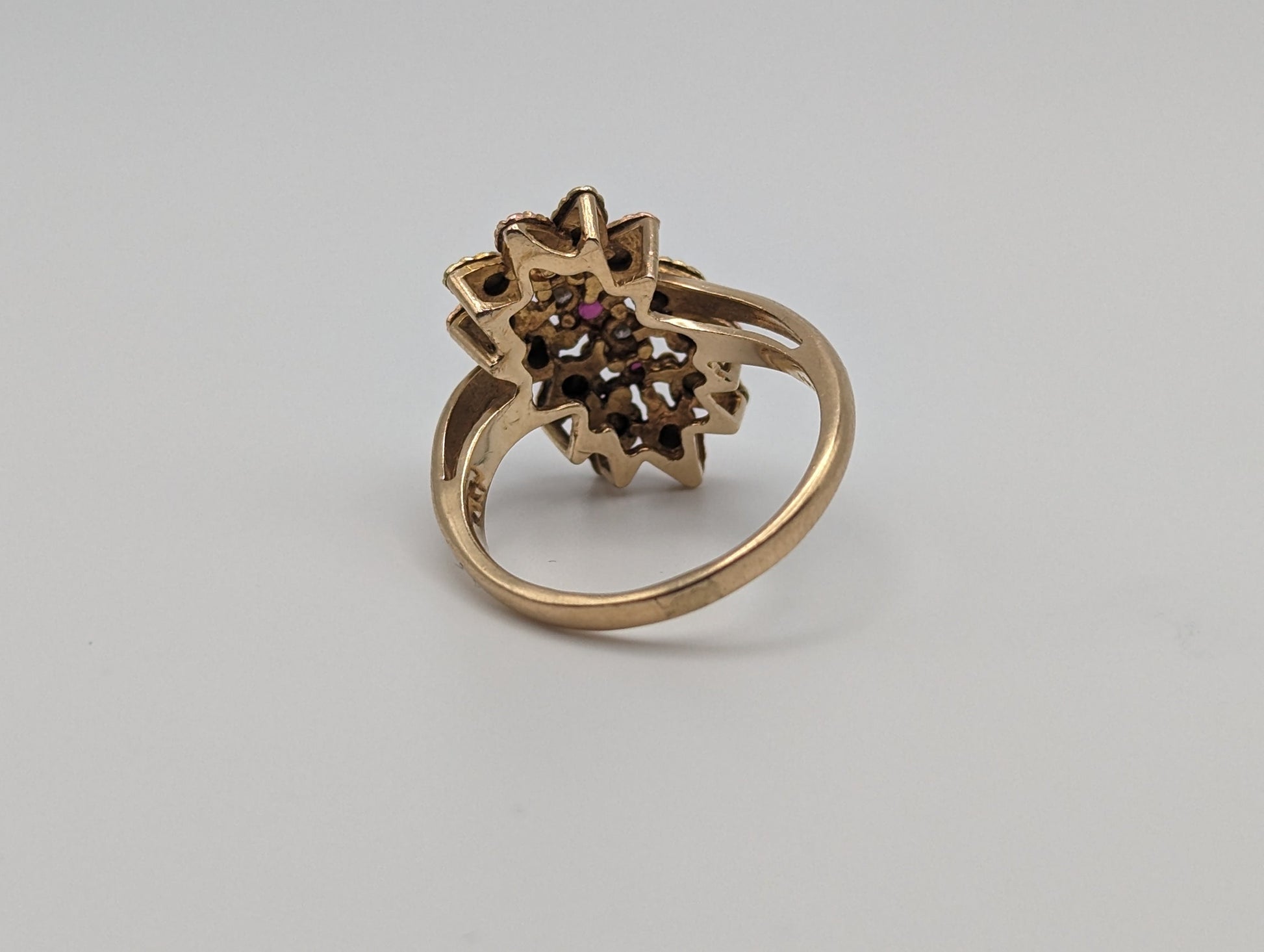 10k Heavy Black Hills Gold Tri-Colored Leaf Ruby Diamond Leaf Ring. Womens Black Hills Trio Gold Diamond and Ruby Leaf Ring.