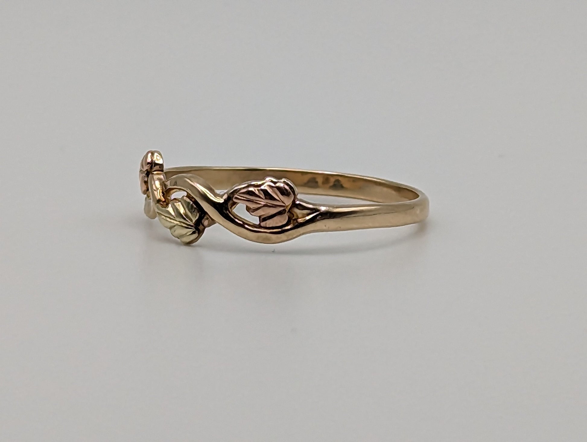 10k 12k Black Hills Gold Promise Ring. Infinity Twist Multi-tone Gold Signet Ring Black Hill Band. Rose Gold Flower Vine Ring.