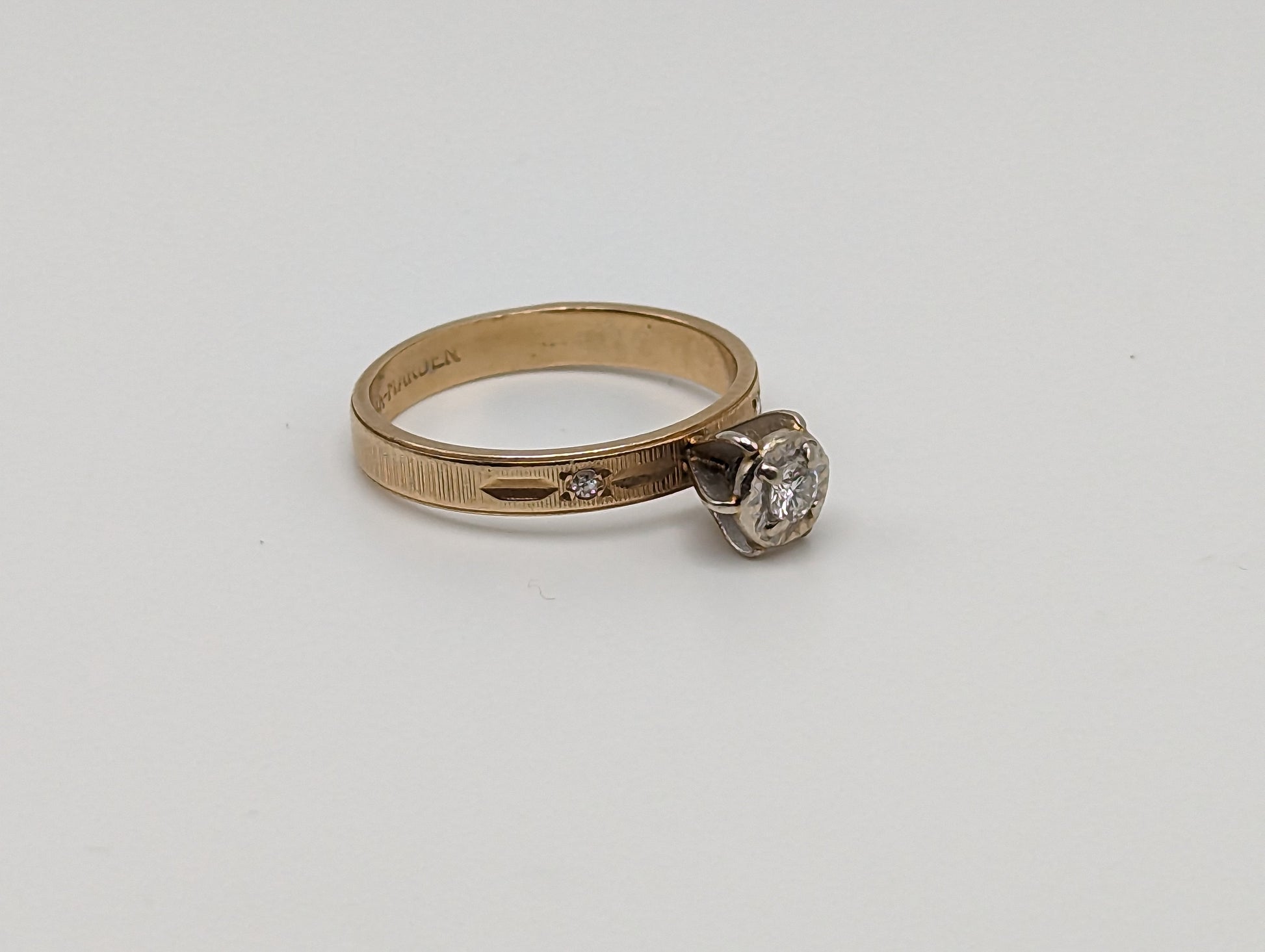 14k Yellow Gold Diamond Engagement Ring. 14k Yellow Gold Engagement Promise Ring. Antique 14k Diamond Solitare.