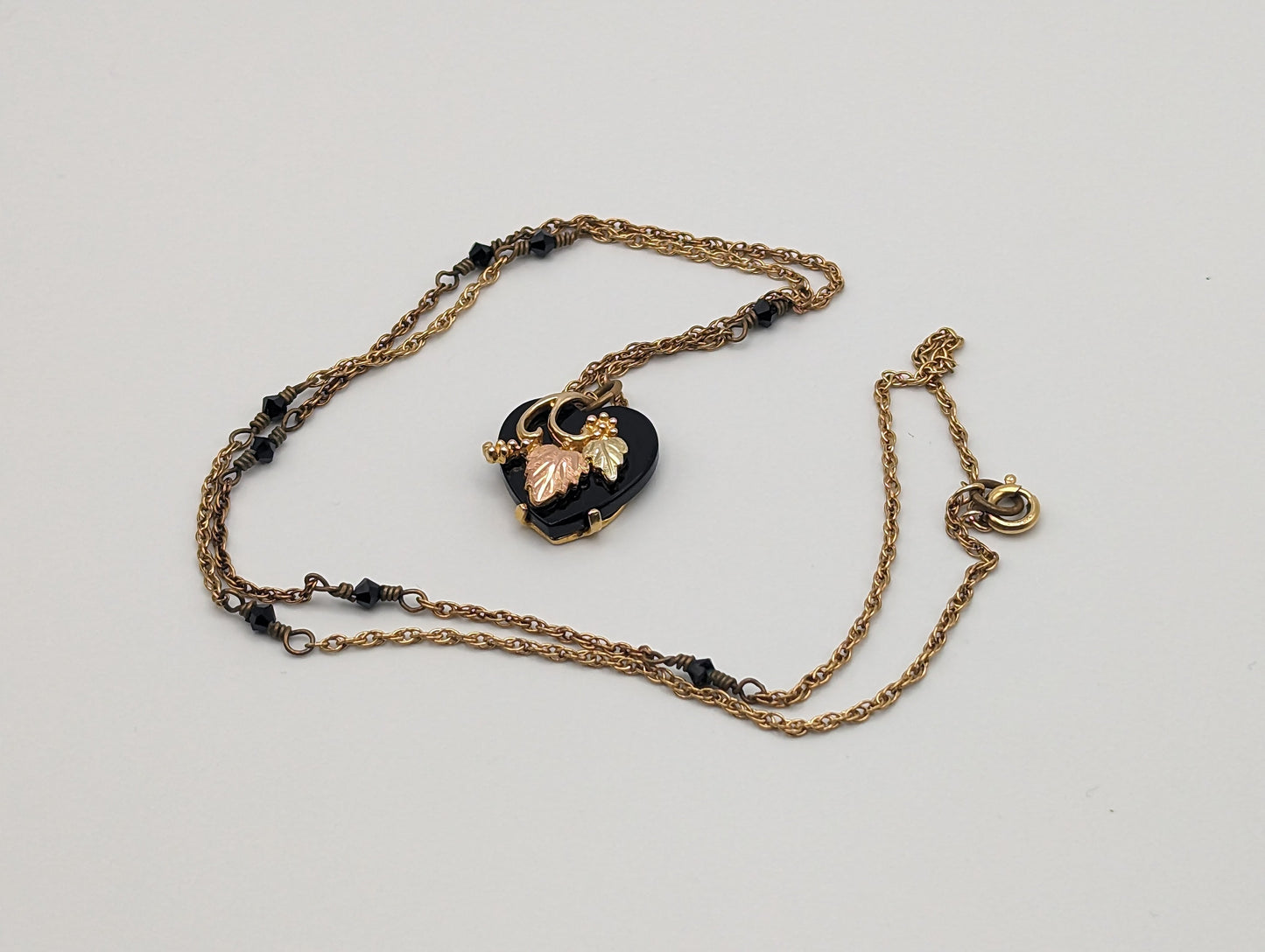 10k 12k Black Hills Gold Rose Gold Vine Onyx Heart Pendant w/ 12k GF Necklace. BHG Onyx Heart Pendant Necklace 20 "
