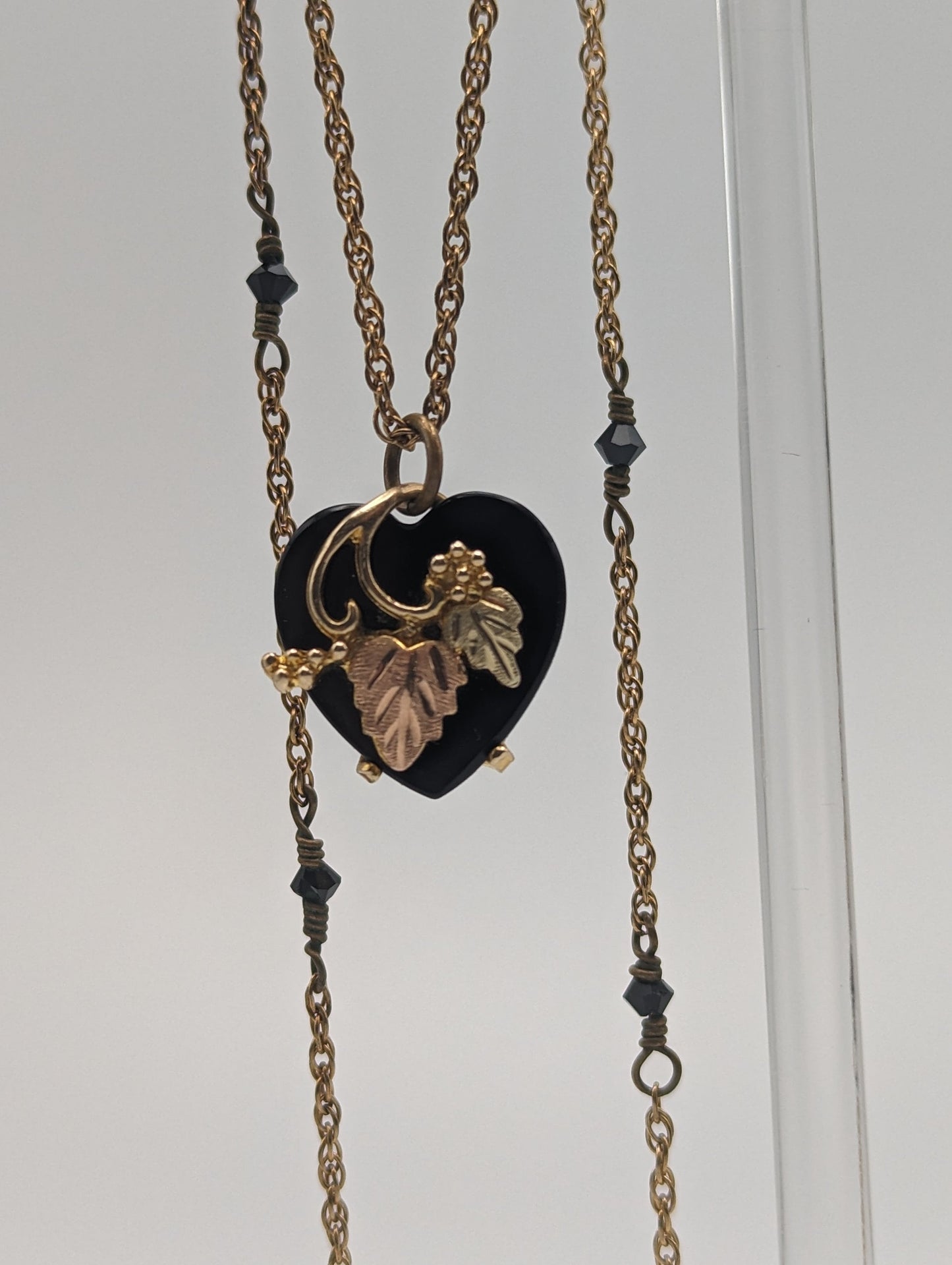 10k 12k Black Hills Gold Rose Gold Vine Onyx Heart Pendant w/ 12k GF Necklace. BHG Onyx Heart Pendant Necklace 20 "